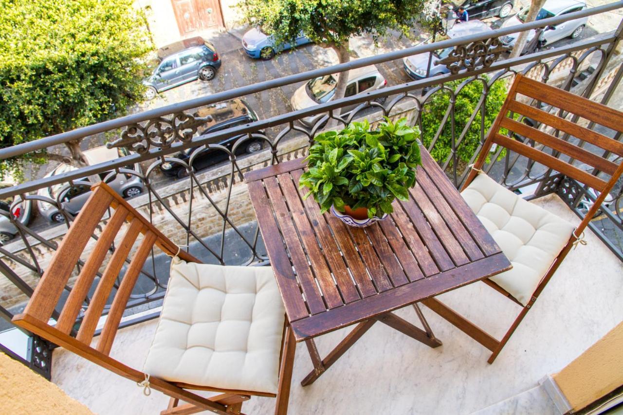 Bed and Breakfast Cortile Umberto I Чефалу Екстер'єр фото